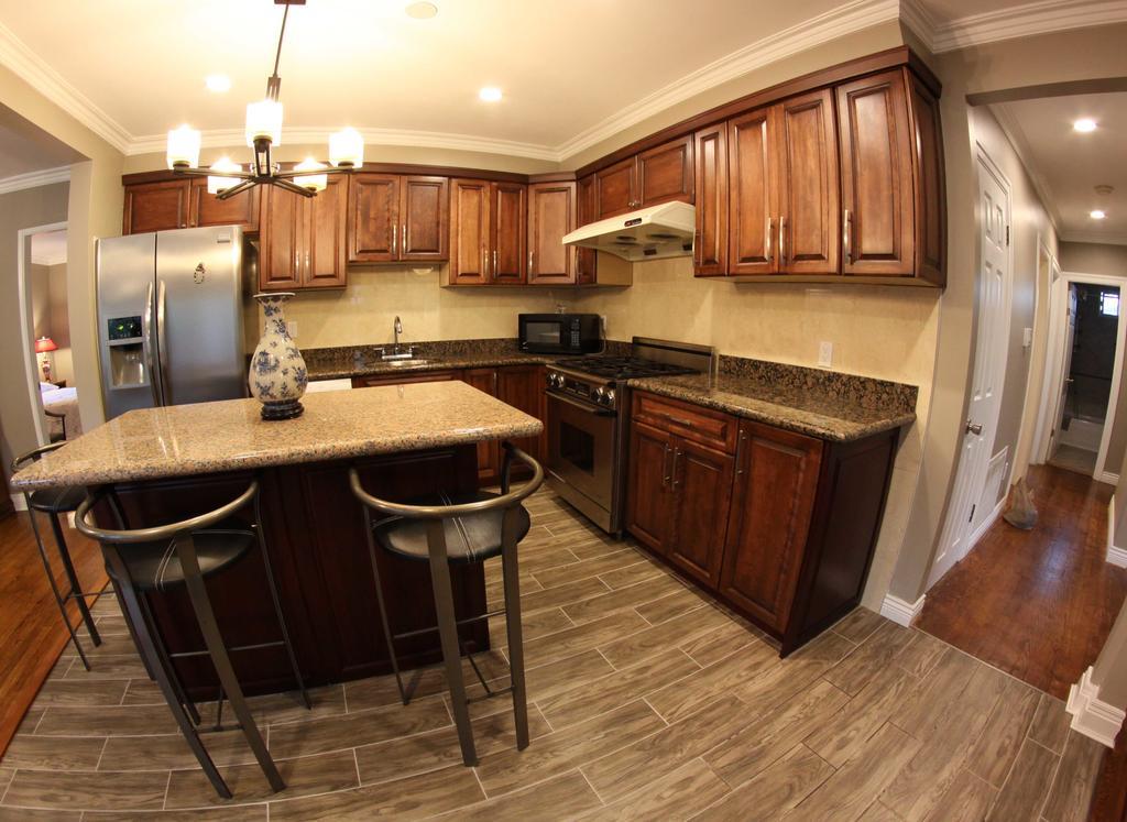מלון וויט רוק Semi Centre House מראה חיצוני תמונה